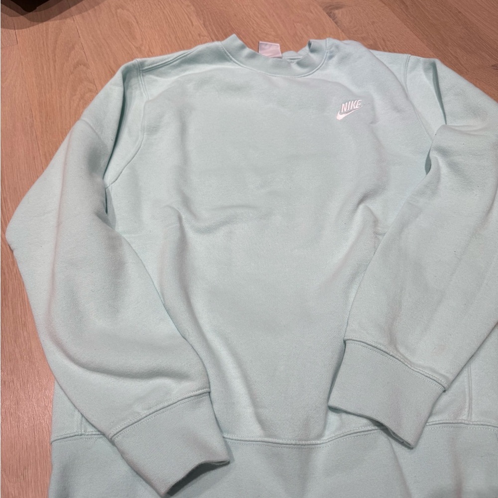 Nike Pastel Green Crewneck Sweater